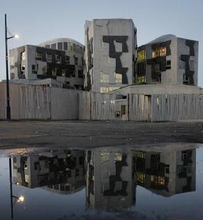 �K���m������B