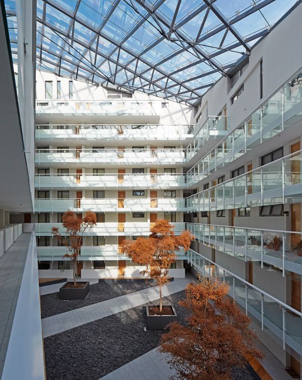 英國利物浦 曼島綜合體