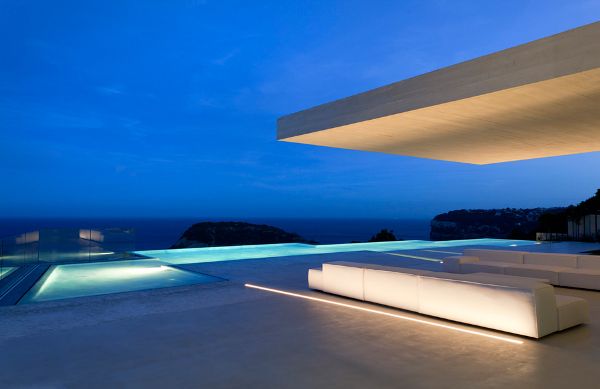 ������������һ�M�������w�����ɵ�סլ