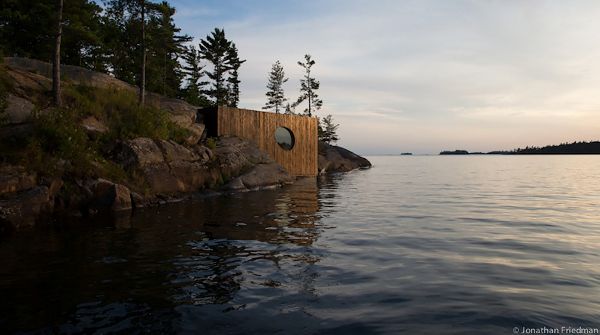 Bernyk島巖穴桑拿房